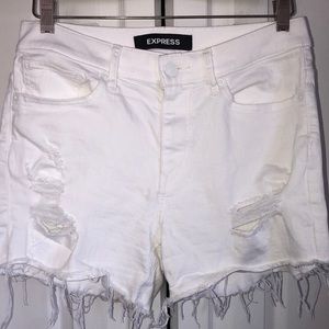 Bermuda high rise shorts